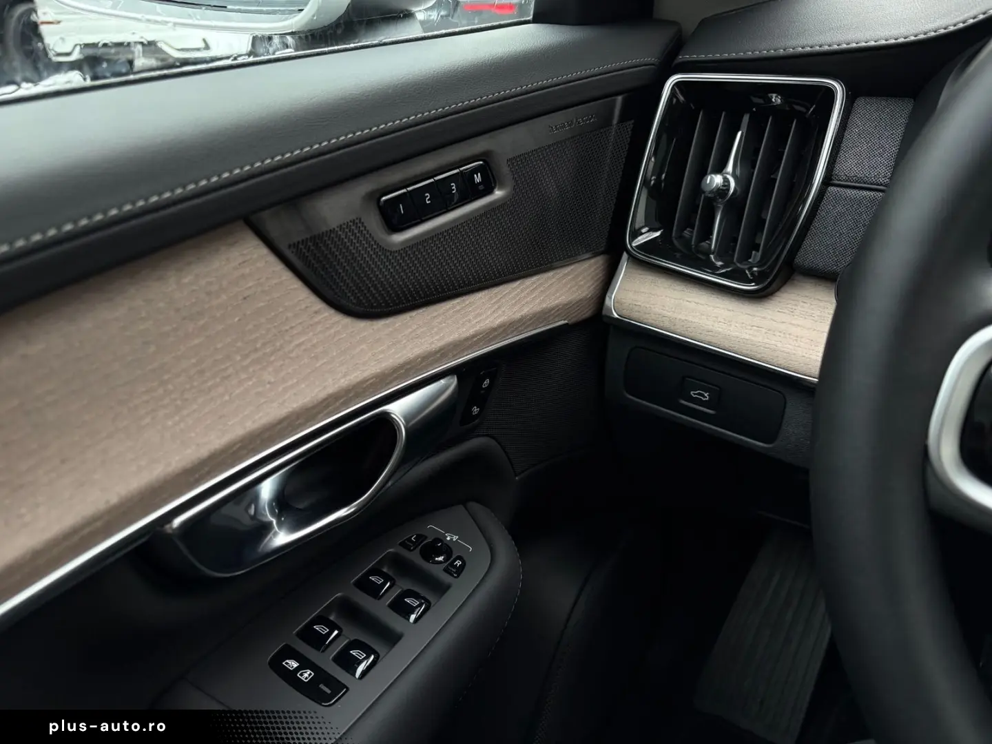 VOLVO XC90 B5 Facelift AWD Plus Bright 360 PANO H&K AC