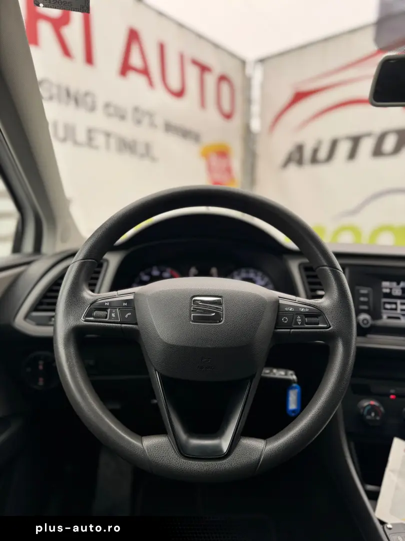 SEAT LEON ST