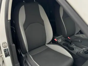 SEAT LEON ST