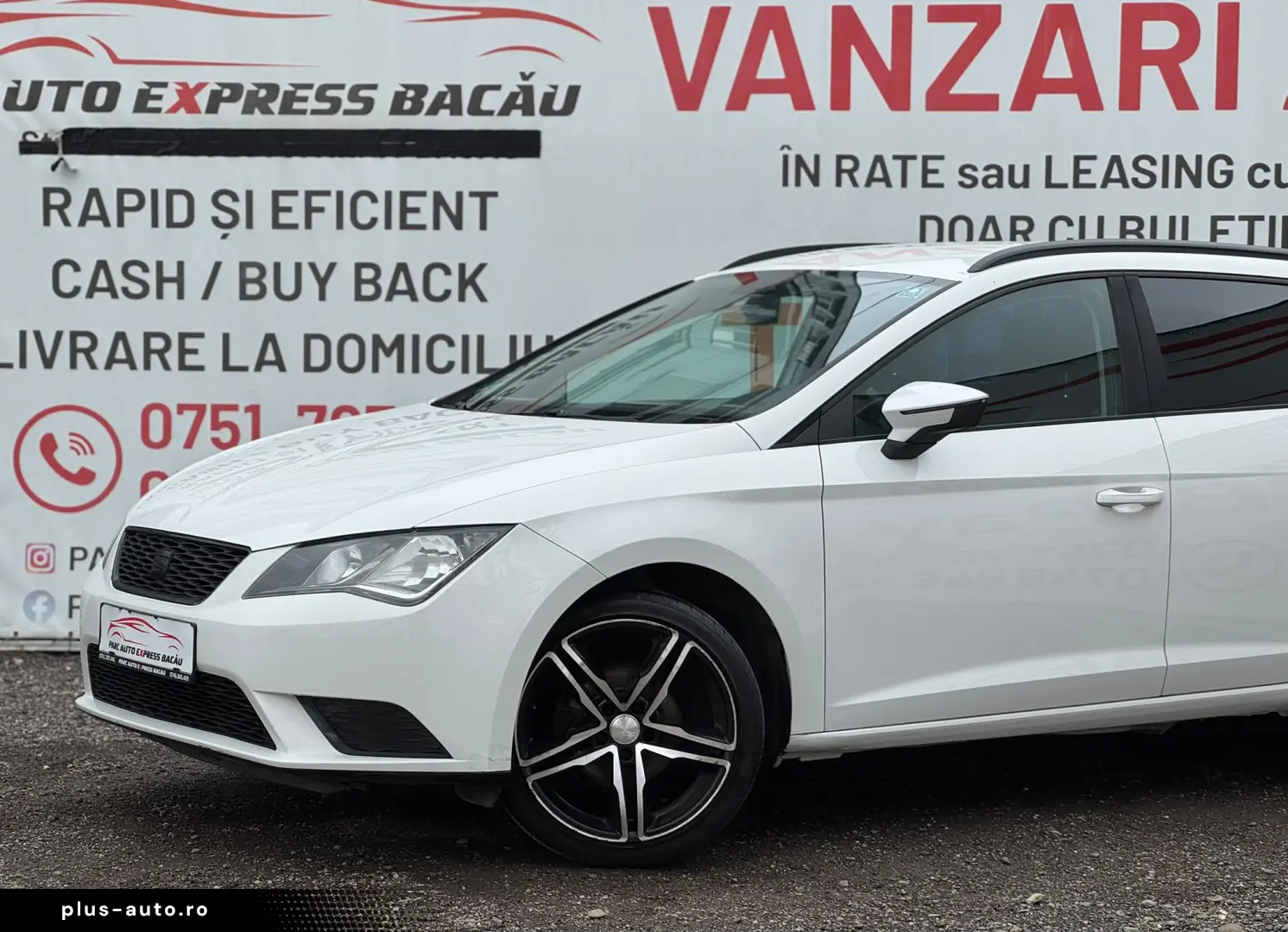 SEAT LEON