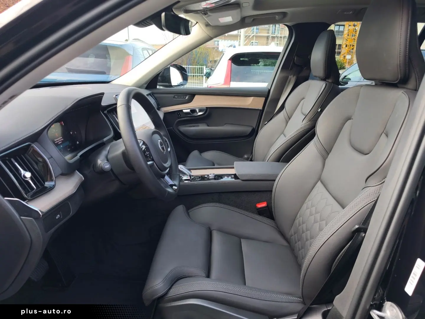 VOLVO XC90 B5 Plus Bright AWD MHEV 7-Sitzer Navi Leder