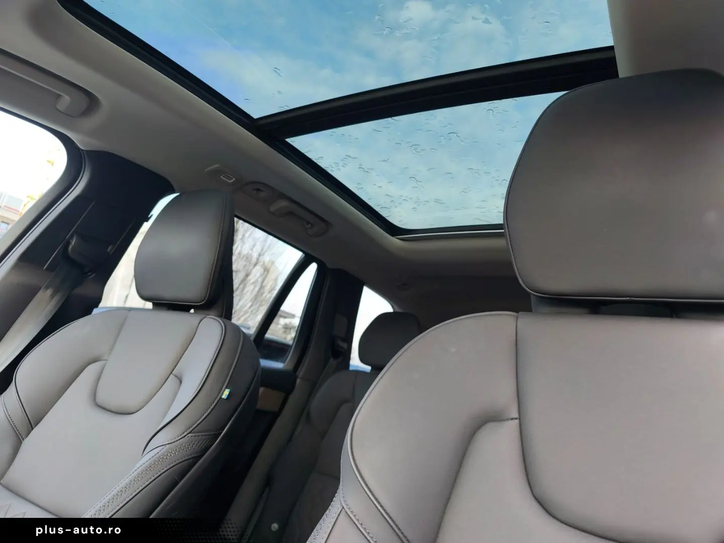 VOLVO XC90 B5 Plus Bright AWD MHEV 7-Sitzer Navi Leder