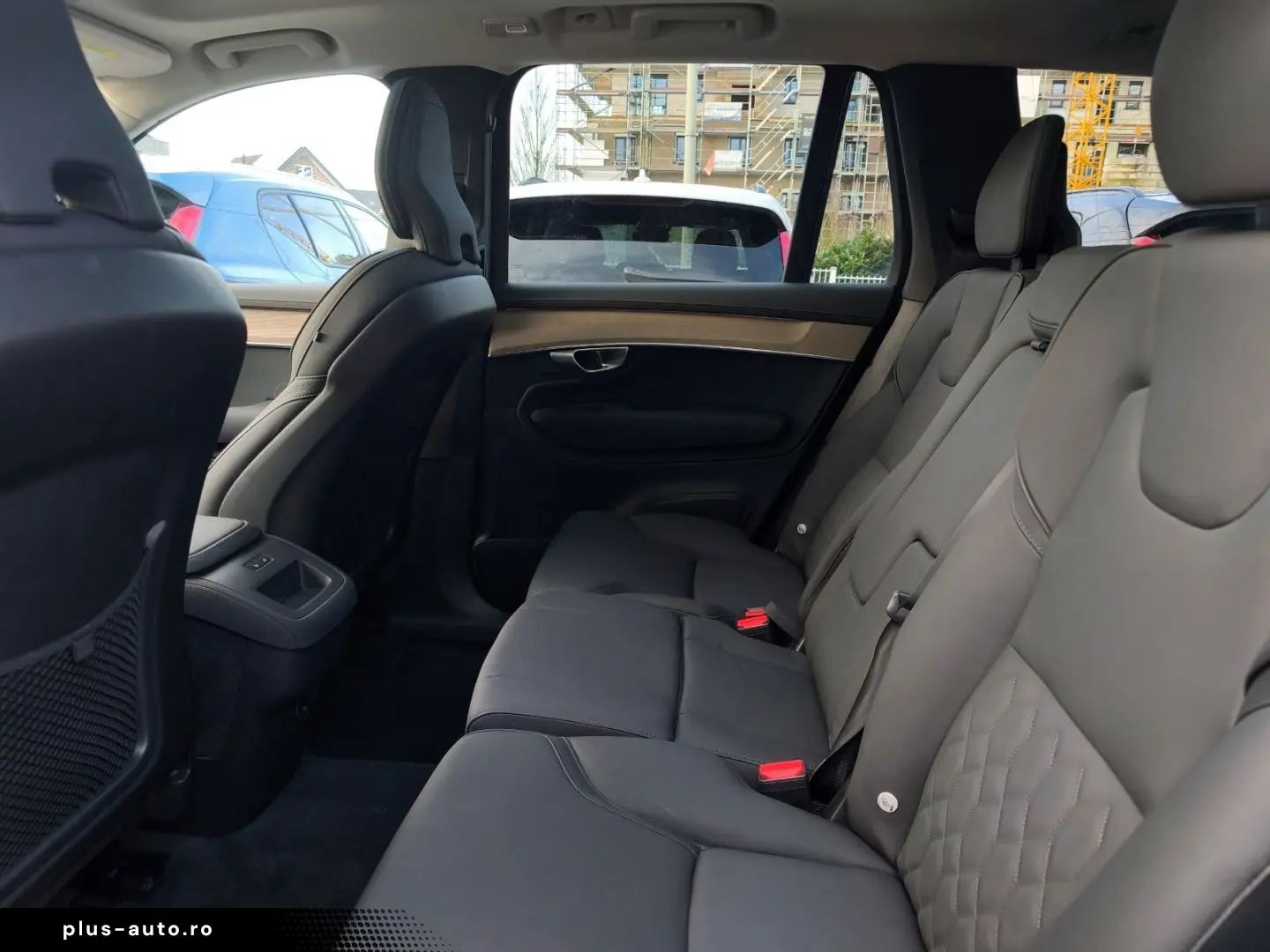 VOLVO XC90 B5 Plus Bright AWD MHEV 7-Sitzer Navi Leder