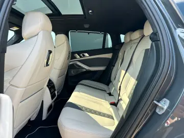 BMW X6 M Competition Bowers Sky Lounge AHK VOLL!