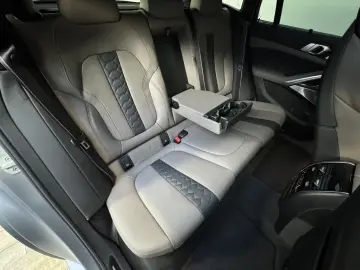 BMW X6 M Comp UPE194 AHK Sky B&W Massage Sitzlüftung