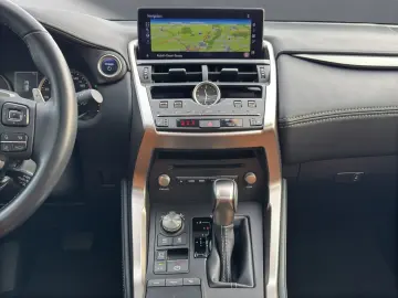 LEXUS NX 300 h EXECUTIVE 4x4 1HD  15J-GARANTIE