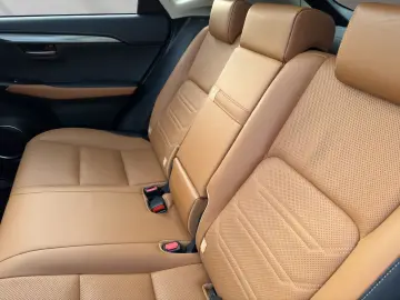 LEXUS NX 300 h EXECUTIVE 4x4 1HD  15J-GARANTIE