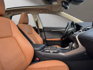 LEXUS NX 300 h EXECUTIVE 4x4 1HD  15J-GARANTIE