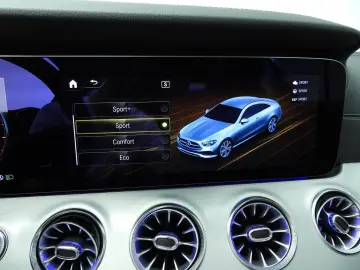 MERCEDES-BENZ E 200 Coupé AMG Line Widescreen   Pano&hellip;