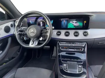 MERCEDES-BENZ AMG E 53 4matic Coupe AMG MBUX MBeam HUD Pano