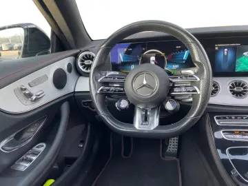 MERCEDES-BENZ AMG E 53 4matic Coupe AMG MBUX MBeam HUD Pano