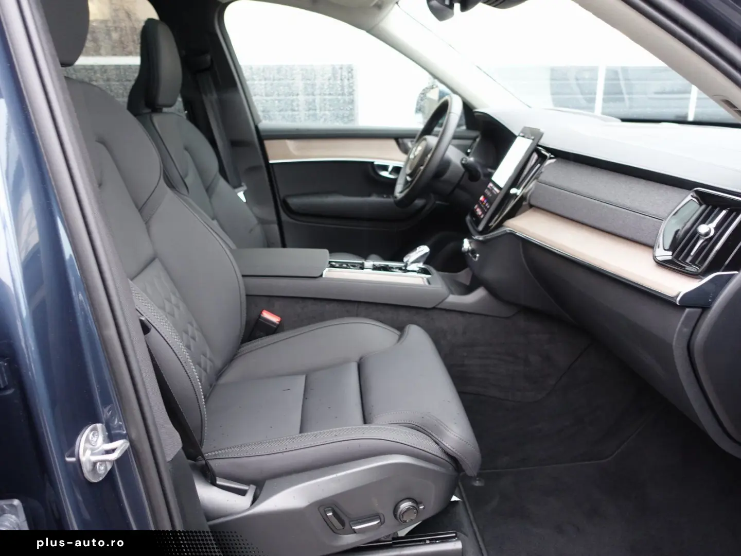 VOLVO XC90 Plus T8 AWD Plug-in Hybrid HeadUP Pano 360