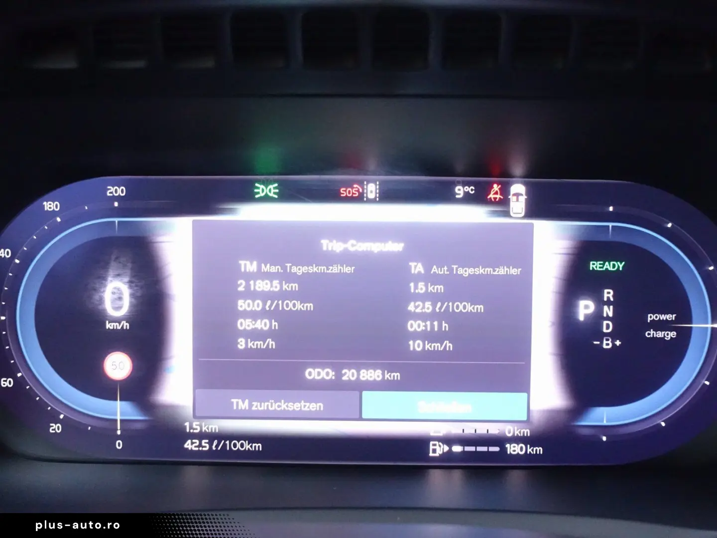 VOLVO XC90 Plus Dark T8 AWD Plug-inHybrid Pano H&K 360