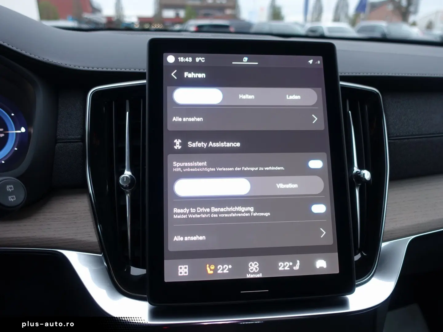 VOLVO XC90 Plus Dark T8 AWD Plug-inHybrid Pano H&K 360