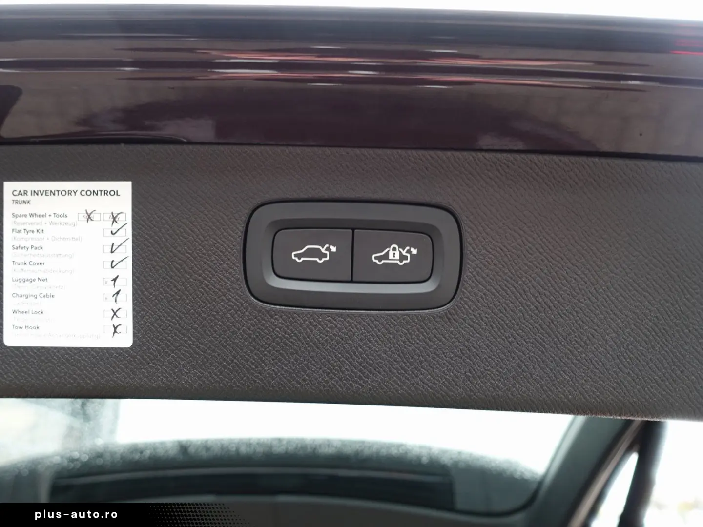 VOLVO XC90 Plus Dark T8 AWD Plug-in Hybrid PANO 360