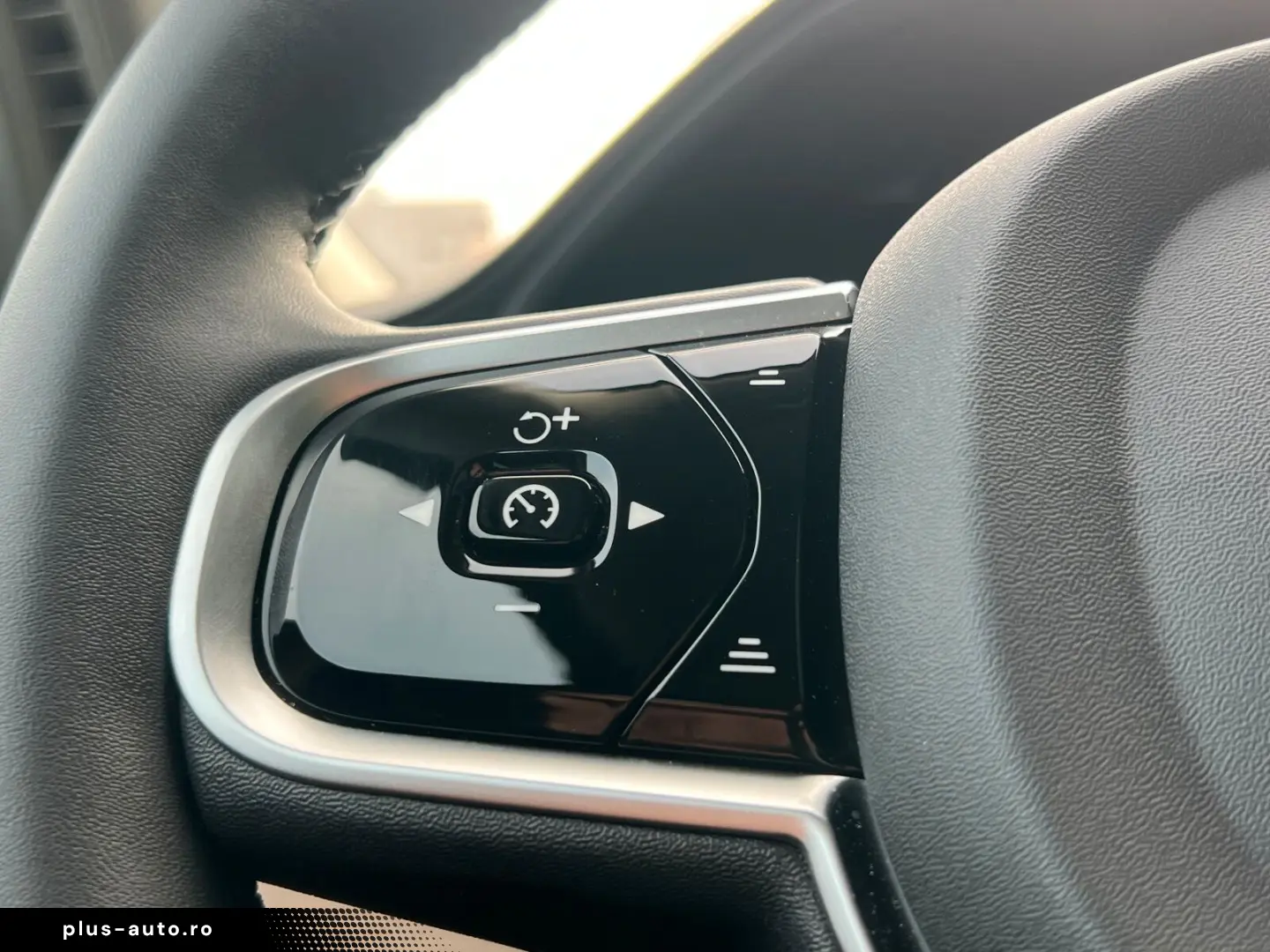 VOLVO XC90 T8 AWD Plus Bright FACELIFT HEAD UP PANO