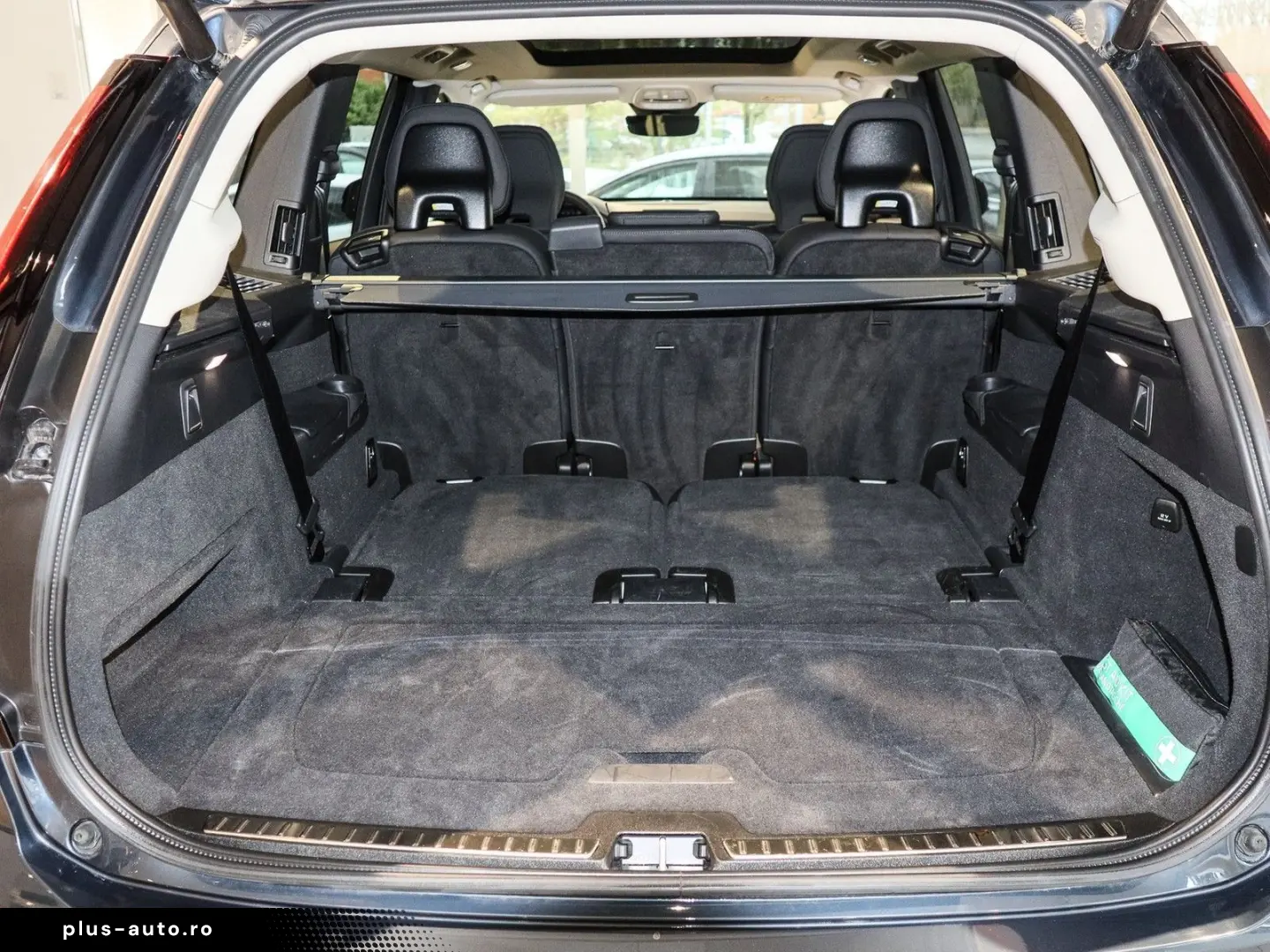 VOLVO XC90 T8 AWD Reskin Plus Dark Plug-In Hybrid #Goo