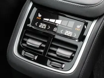 VOLVO XC90 T8 AWD Reskin Plus Dark Plug-In Hybrid #Goo