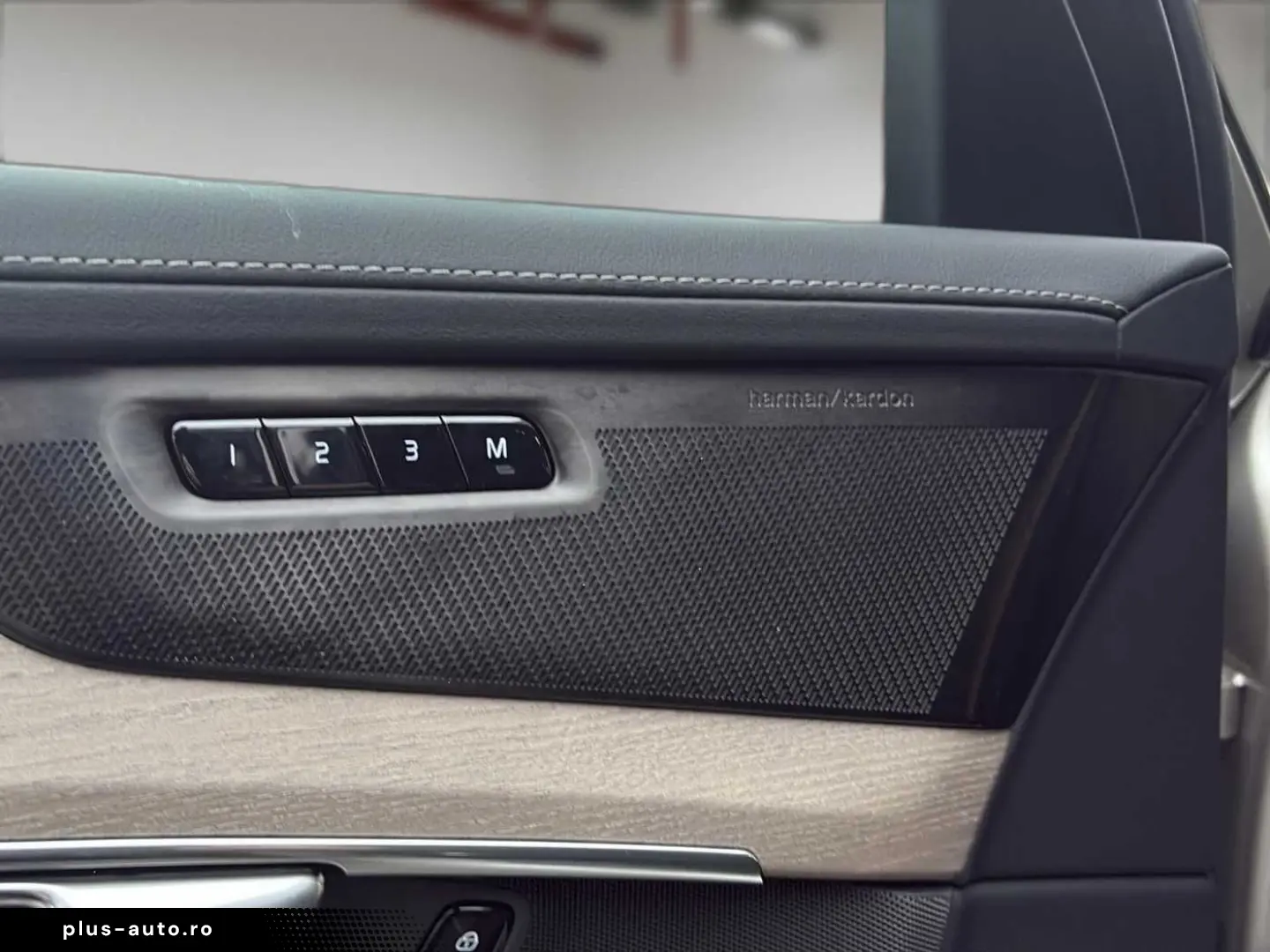 VOLVO XC 90 Plus Bright Recharge Plug-In Hybrid AWD