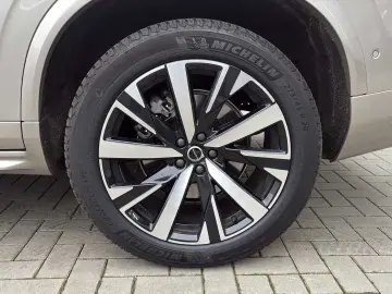 VOLVO XC 90 Plus Bright Recharge Plug-In Hybrid AWD