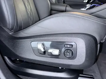 BMW X6 40d xDrive-M Sport Sky AHK 360 HUD B&W Iconic