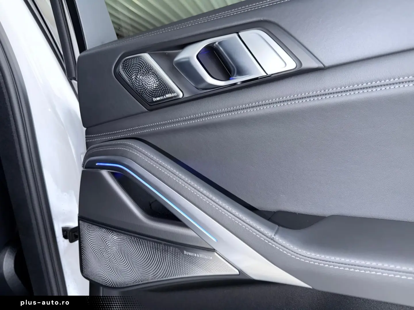 BMW X6 40d xDrive-M Sport Sky AHK 360 HUD B&W Iconic