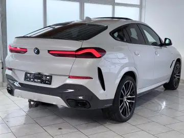 BMW X6 40d xDrive-M Sport Sky AHK 360 HUD B&W Iconic