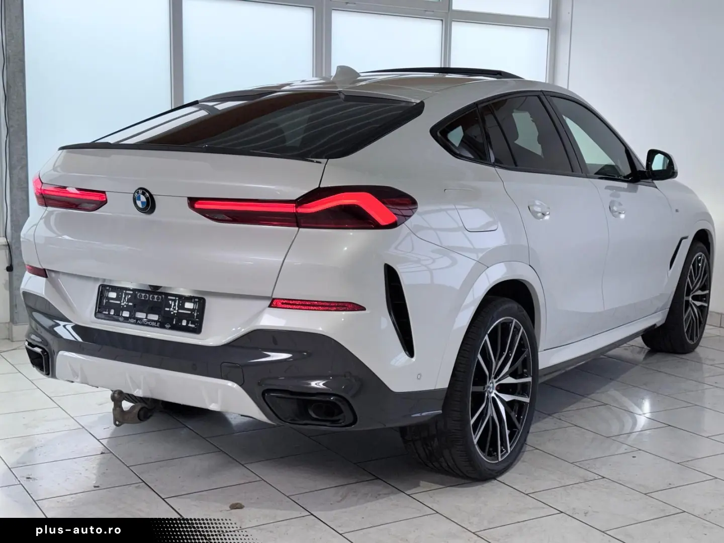 BMW X6 40d xDrive-M Sport Sky AHK 360 HUD B&W Iconic