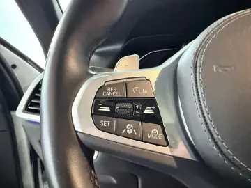 BMW X6 40d xDrive-M Sport Sky AHK 360 HUD B&W Iconic