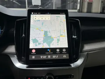 VOLVO XC90 T8 AWD PHEV Ultra Bright Massage AirSusp B&W