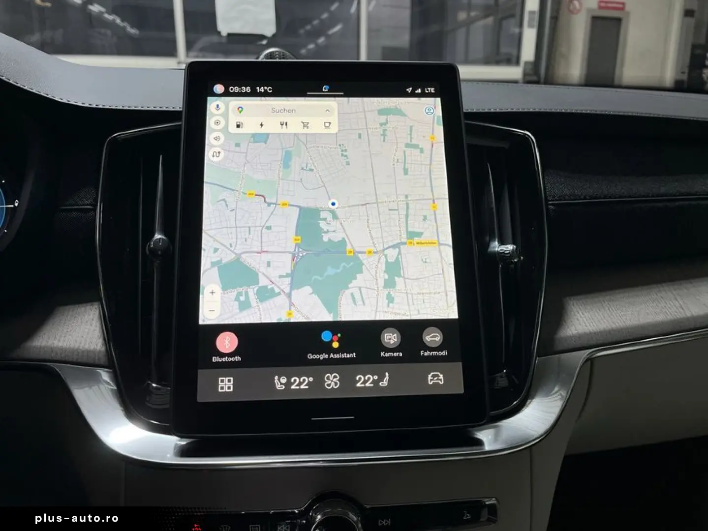 VOLVO XC90 T8 AWD PHEV Ultra Bright Massage AirSusp B&W