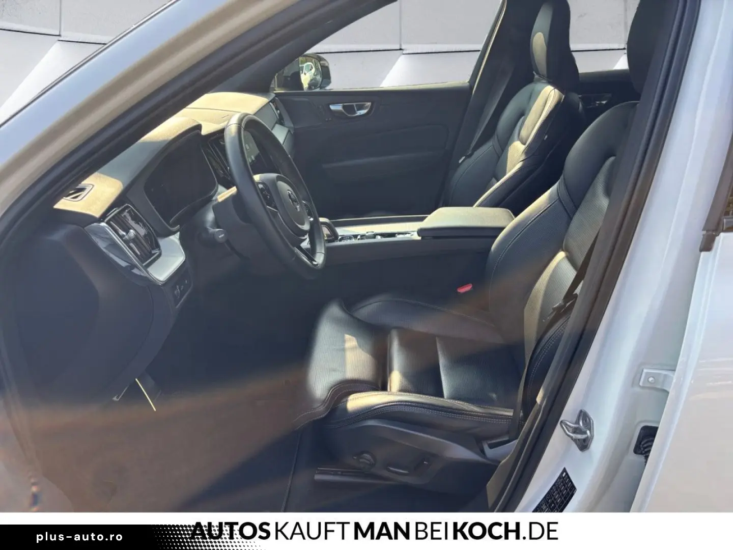 VOLVO XC60 T6 Recharge AWD R-Design Massage Ventilation