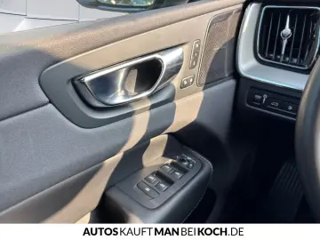 VOLVO XC60 T6 Recharge AWD R-Design Massage Ventilation
