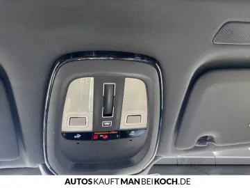 VOLVO XC60 T6 Recharge AWD R-Design Massage Ventilation