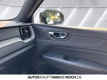 VOLVO XC60 T6 Recharge AWD R-Design Massage Ventilation