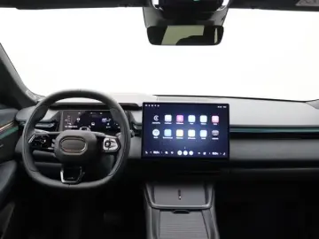 Lynk&Co 08 1.5 More 350PS Auto. Pano Matr StandHZG Navi