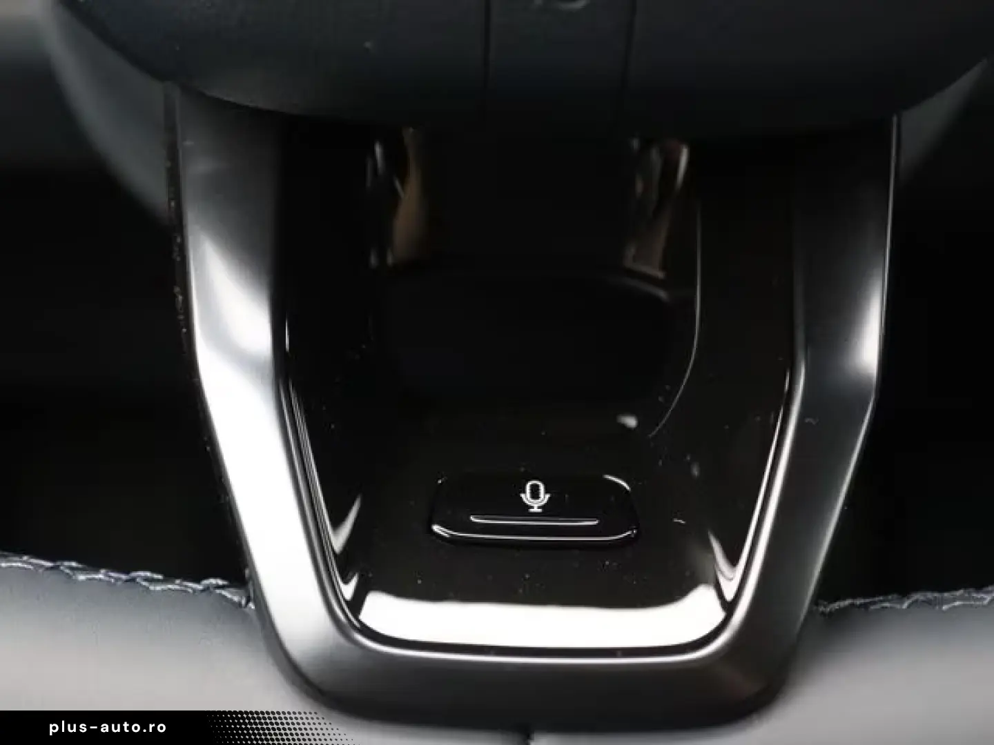 Lynk&Co 08 1.5 More 350PS Auto. Pano Matr StandHZG Navi