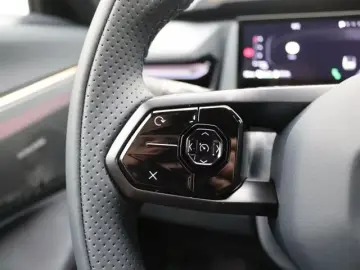 Lynk&Co 08 1.5 More 350PS Auto. Pano Matr StandHZG Navi