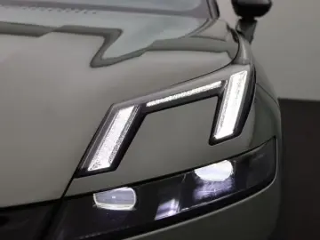 Lynk&Co 08 1.5 More 350PS Auto. Pano Matr StandHZG Navi