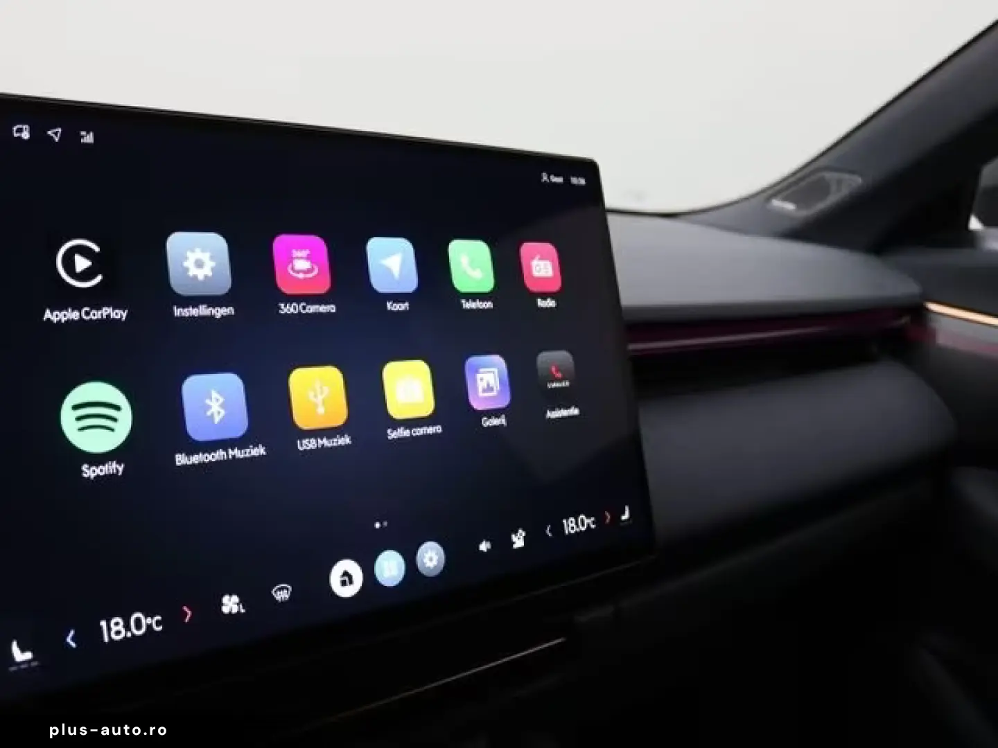 Lynk&Co 08 1.5 More 350PS Auto. Pano Matr StandHZG Navi