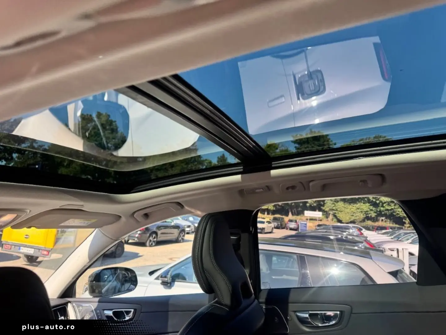 VOLVO XC60 Inscription PHEV AWD T8 Massage Bowers AirSusp