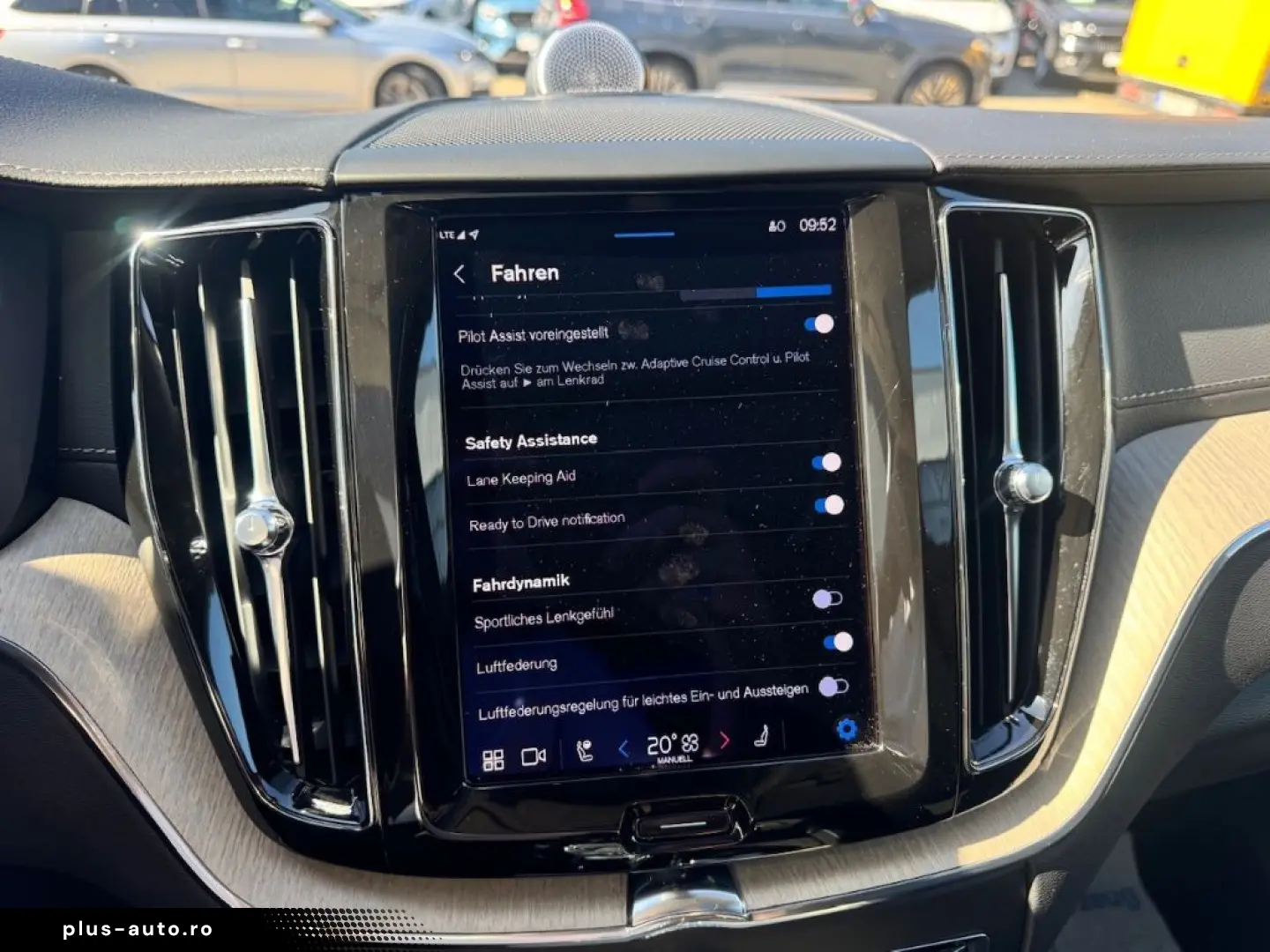 VOLVO XC60 Inscription PHEV AWD T8 Massage Bowers AirSusp