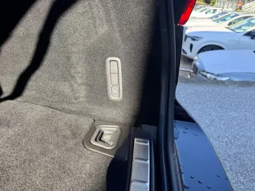 VOLVO XC60 Inscription PHEV AWD T8 Massage Bowers AirSusp