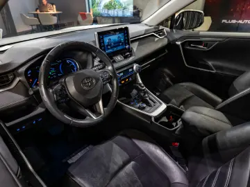 Toyota Rav4 4x4 Hybrid