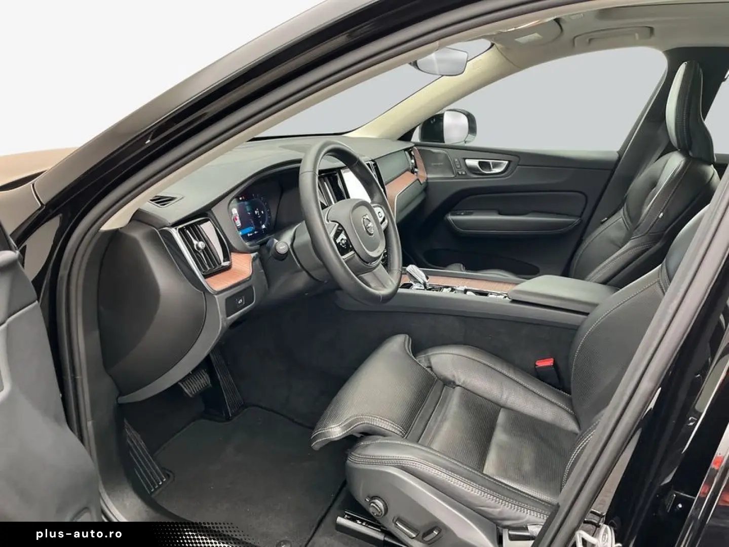 VOLVO XC60 B5 B AWD Ultimate Dark