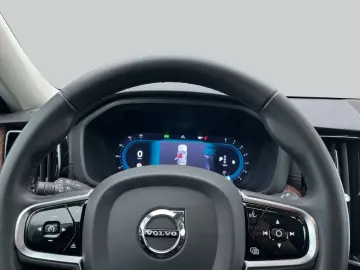 VOLVO XC60 B5 B AWD Ultimate Dark