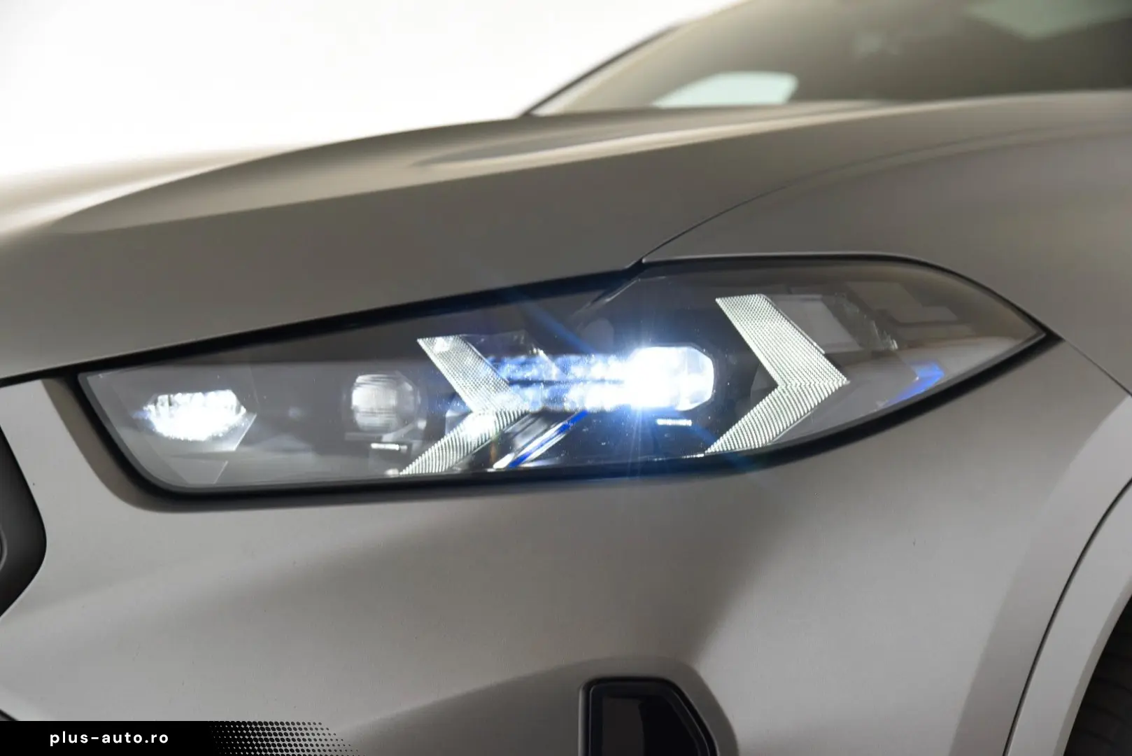 BMW X6 xDrive30d M Sport Pro HUD AHK Pano LED H&K