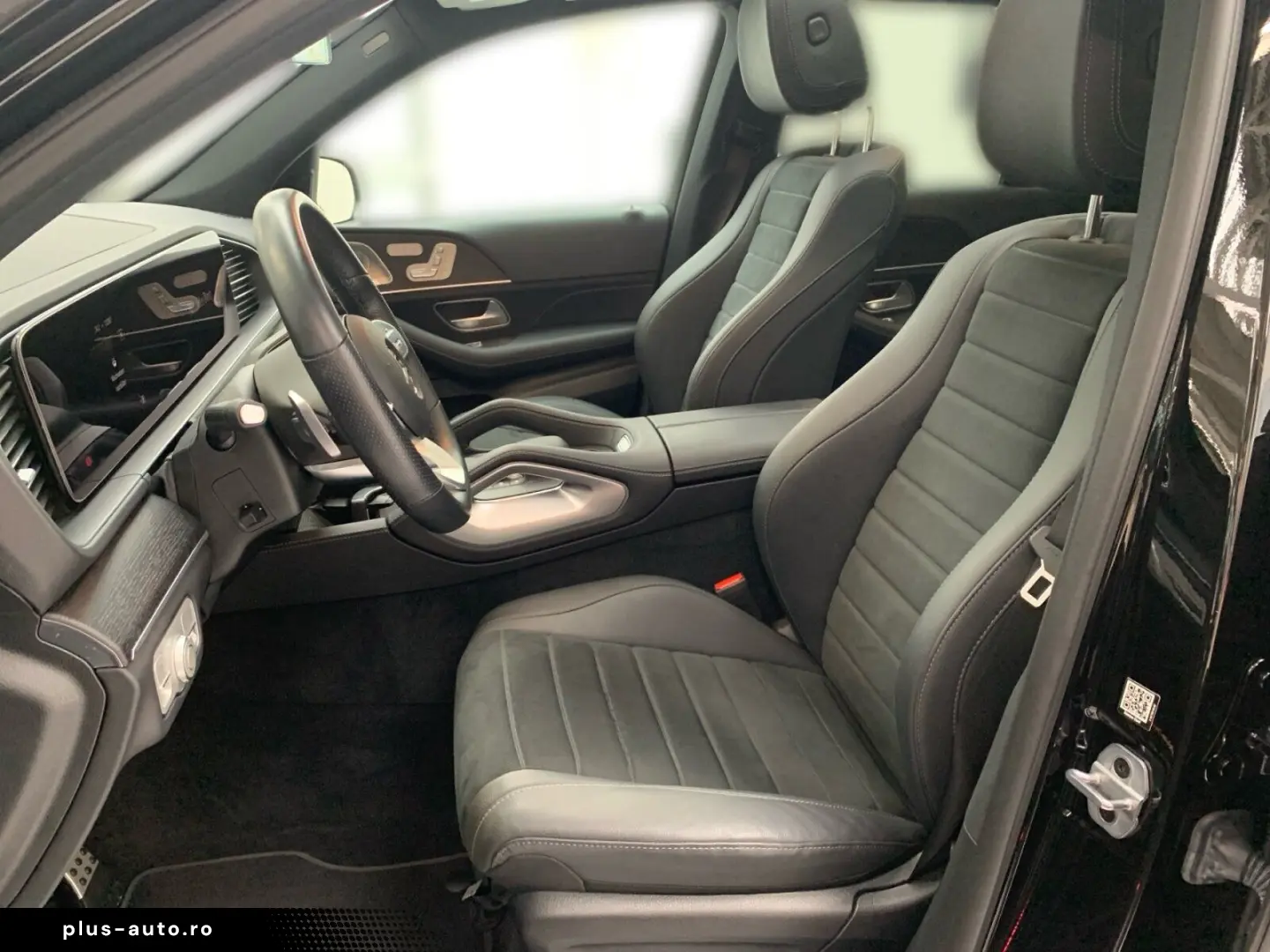 MERCEDES-BENZ GLE 300 d 4M  AMG NIGHT AHK MEMO PANO 360  SHZ