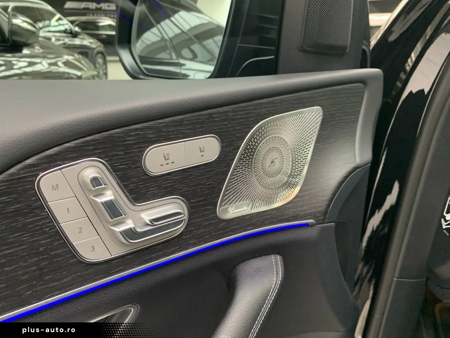 MERCEDES-BENZ GLE 300 d 4M  AMG NIGHT AHK MEMO PANO 360  SHZ