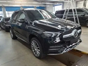 MERCEDES-BENZ GLE 400d 4M AMG Pano AIrM Burm 360